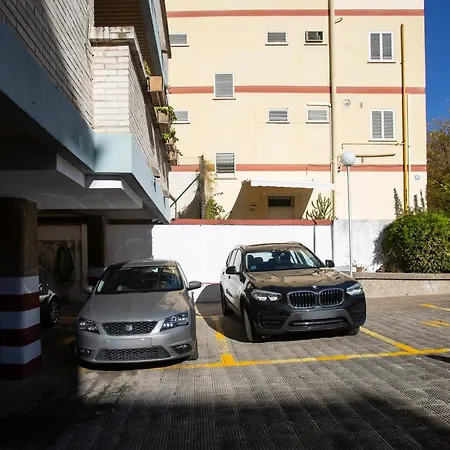 Daire Borbolla Urban - Parking Sevilla
